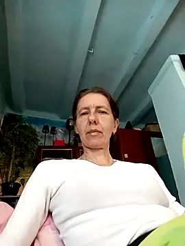Tania9876 online show from 05.17.26