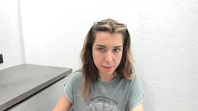 Snapshot of summmmersky1 chatting on 05.08.26 summmmersky1 online show from 05.08.26