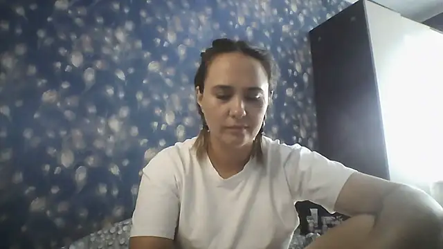 Snapshot of Alisa07qw chatting on 06.10.26 Alisa07qw online show from 06.10.26