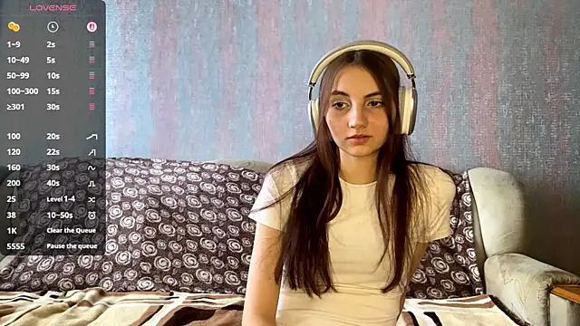 AlisaBloom online show from 03.19.26