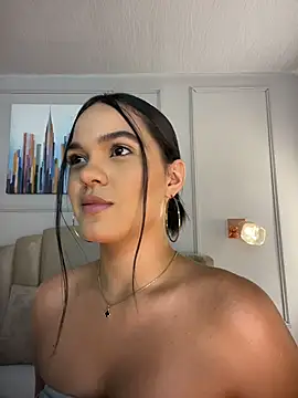 Bella-Ferrer online show from 04.28.26