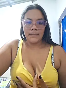 Snapshot of monicarokaforte chatting on 03.12.26 monicarokaforte online show from 03.12.26