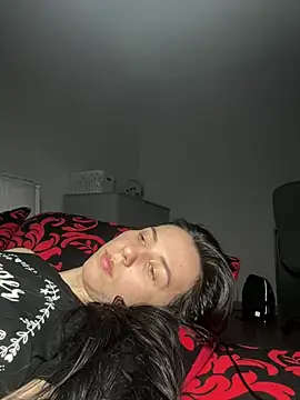 Oliviyaa kiss  online show from 03.10.26