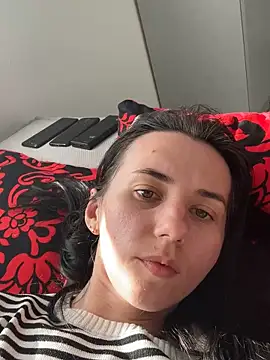 Oliviyaa kiss  online show from 03.12.26