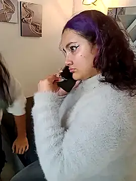 Liily Foxxy online show from 04.17.26