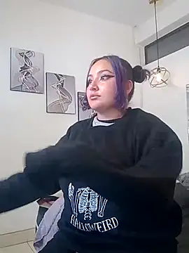 Snapshot of Liily_Foxxy chatting on 07.23.26 Liily Foxxy online show from 07.23.26