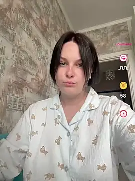 Snapshot of HubbaBaby chatting on 05.16.26 HubbaBaby online show from 05.16.26