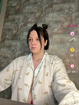 Snapshot of HubbaBaby chatting on 06.08.26 HubbaBaby online show from 06.08.26