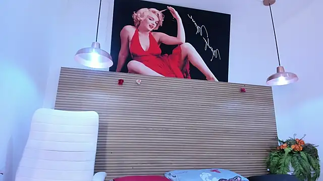 layla  smith online show from 03.17.26