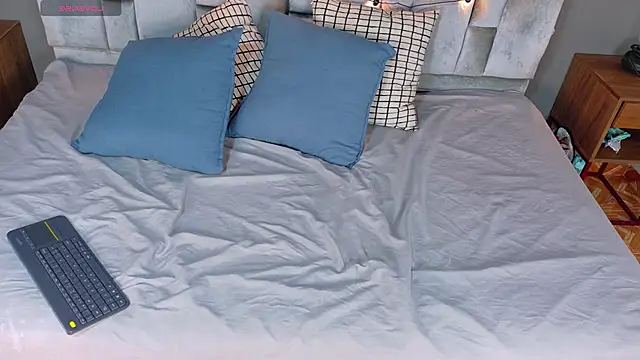 Meganlove   online show from 03.26.26