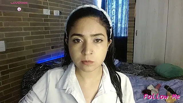 sweet-little online show from 03.26.26