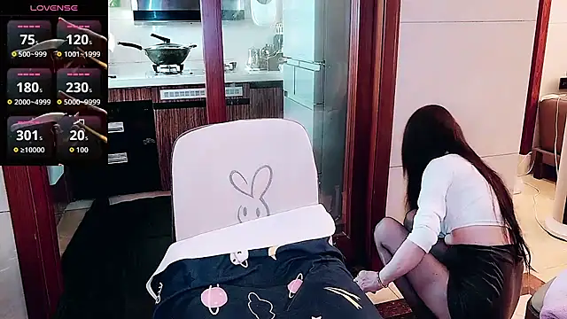 nuanuanbaobei online show from 04.18.26