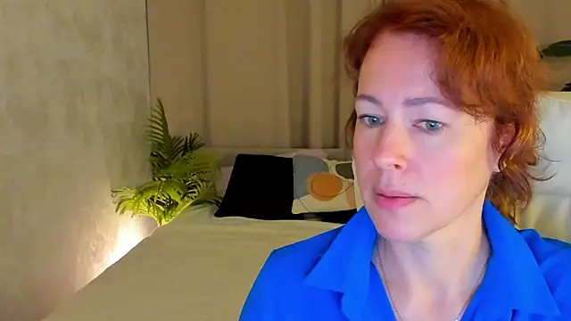 Snapshot of LeticiaRomano chatting on 06.10.26 LeticiaRomano online show from 06.10.26