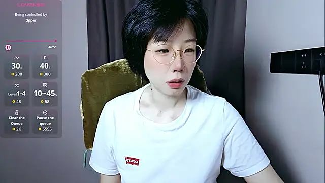 Snapshot of lin_lin_520_520 chatting on 05.27.26 lin lin 520 520 online show from 05.27.26