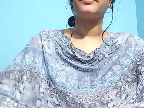 Emma 4433 online show from 04.14.26