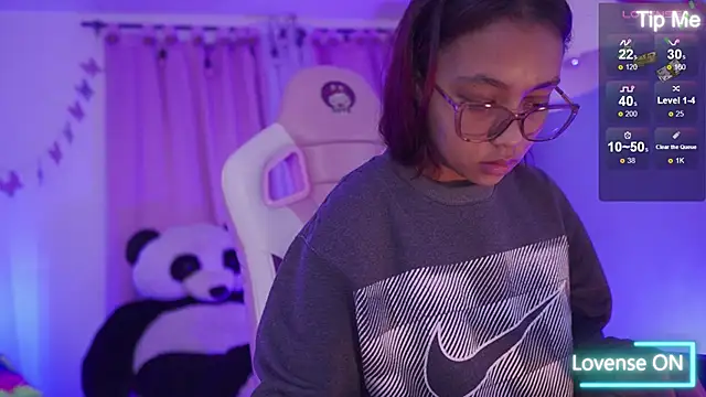 nahomy 2308 online show from 04.20.26