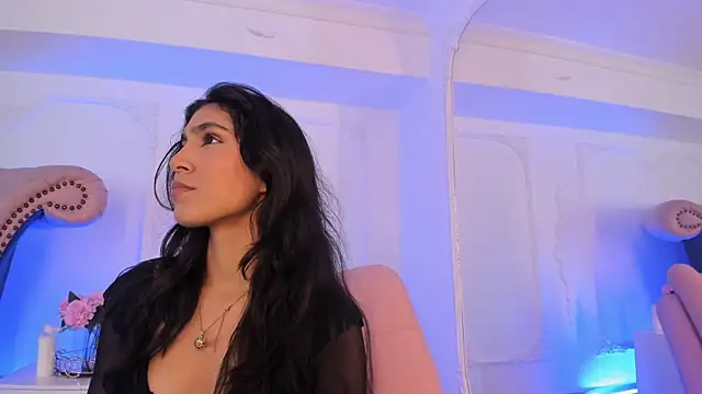 Snapshot of LucianaBlanco_ chatting on 04.10.26 LucianaBlanco online show from 04.10.26