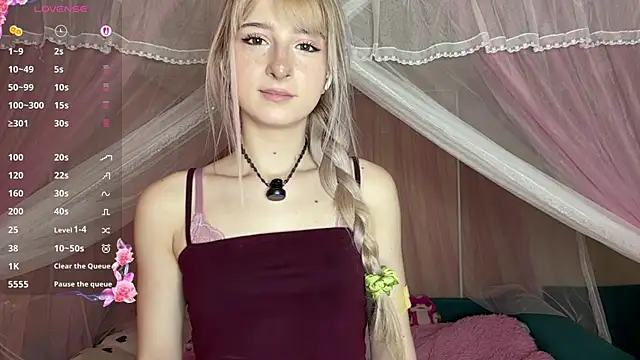 OnlyEva1 online show from 04.27.26