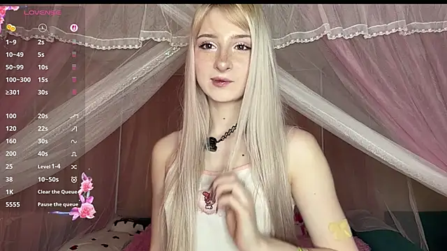 OnlyEva1 online show from 04.28.26