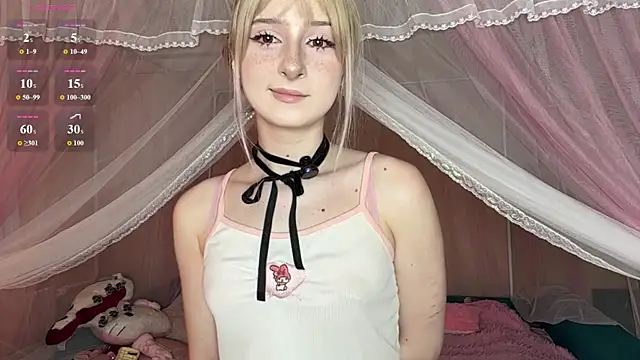 Snapshot of OnlyEva1 chatting on 07.13.26 OnlyEva1 online show from 07.13.26