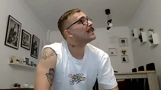 Snapshot of yanick931 chatting on 06.05.26 yanick931 online show from 06.05.26