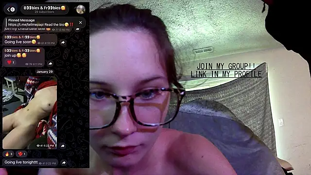 Snapshot of urfavgamergurl chatting on 07.03.26 urfavgamergurl online show from 07.03.26