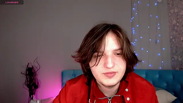 Snapshot of delalex chatting on 04.03.26 delalex online show from 04.03.26