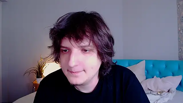Snapshot of delalex chatting on 04.13.26 delalex online show from 04.13.26