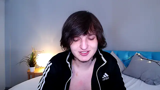 Snapshot of delalex chatting on 04.18.26 delalex online show from 04.18.26
