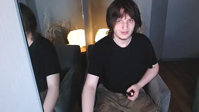 Snapshot of delalex chatting on 05.15.26 delalex online show from 05.15.26