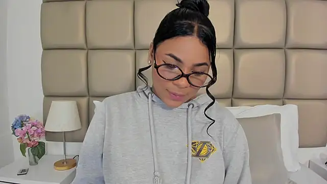 Snapshot of lilly_williamss chatting on 06.04.26 lilly williamss online show from 06.04.26