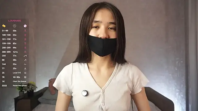 CherrylLlams online show from 04.12.26