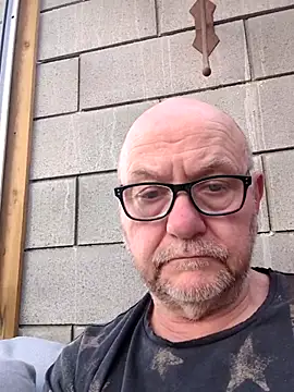 Snapshot of Buggemann chatting on 07.12.26 Buggemann online show from 07.12.26