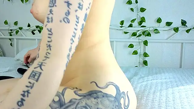 YourScarlettStorm online show from 06.06.26