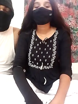 Snapshot of Telugucouple1431 chatting on 04.02.26 Telugucouple1431 online show from 04.02.26