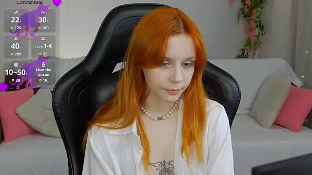Snapshot of Rachel_lips chatting on 05.22.26 Rachel lips online show from 05.22.26