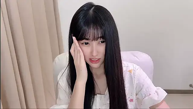 Snapshot of xiaooyee chatting on 06.01.26 xiaooyee online show from 06.01.26