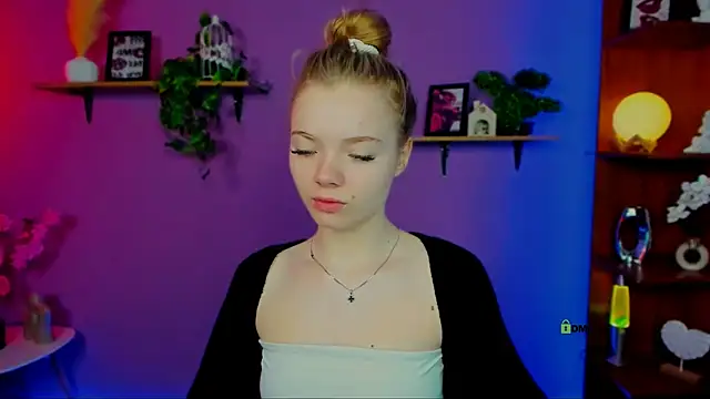 maddy moah online show from 04.18.26