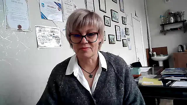 TatkaYang online show from 04.21.26