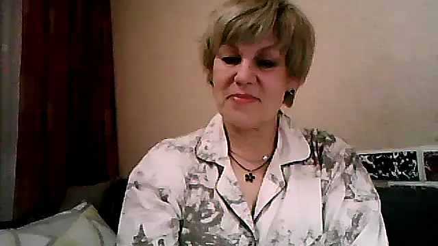Snapshot of TatkaYang chatting on 05.04.26 TatkaYang online show from 05.04.26