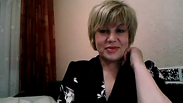 Snapshot of TatkaYang chatting on 05.23.26 TatkaYang online show from 05.23.26