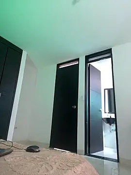 LINDA EF online show from 04.14.26