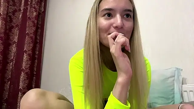 ReathaKiss online show from 04.21.26