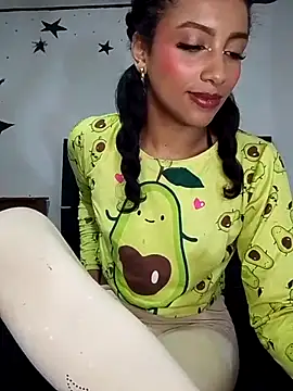 Snapshot of KattyBerryX chatting on 06.19.26 KattyBerryX online show from 06.19.26