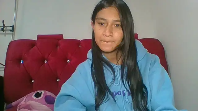 KarolaMendez online show from 04.30.26