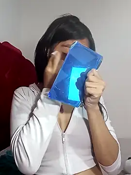 KarolaMendez online show from 05.03.26