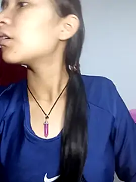 Snapshot of KarolaMendez chatting on 07.04.26 KarolaMendez online show from 07.04.26