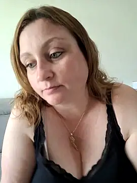 Snapshot of duotroublant chatting on 05.26.26 duotroublant online show from 05.26.26