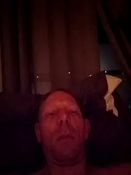 Snapshot of jongen_ehv chatting on 04.13.26 jongen ehv online show from 04.13.26