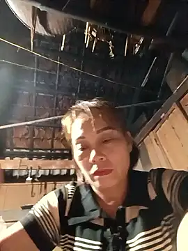 Snapshot of Lyly22x chatting on 03.22.26 Lyly22x online show from 03.22.26